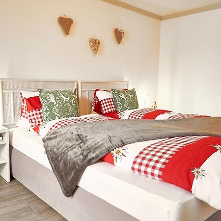 Double Room By Interlaken. Parking Därligen 외부 사진